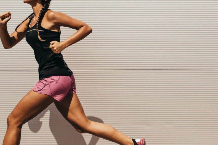8 Key Ways How Running Changes Your Body (Mostly For The Better)