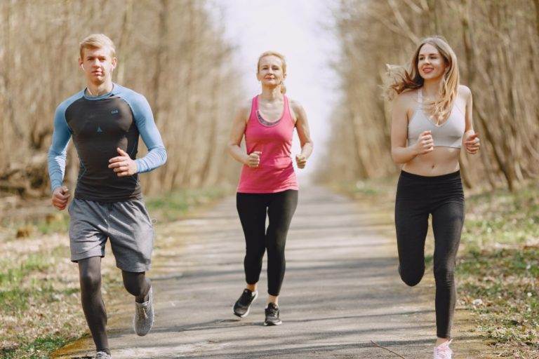 Running 8 Miles A Day: The Pros, Cons, Benefits, And Risks